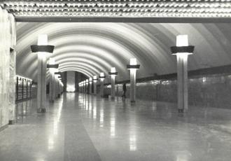 Вестибюль станции метрополитена «Ладожская» Вестибюль станции метрополитена «Ладожская»