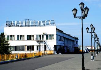 Железнодорожный вокзал в Архангельске