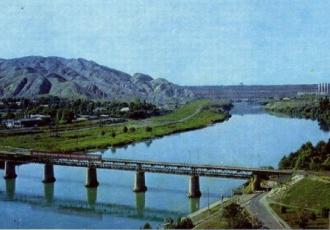 Мостовой переход через реку Куру Мостовой переход через реку Куру