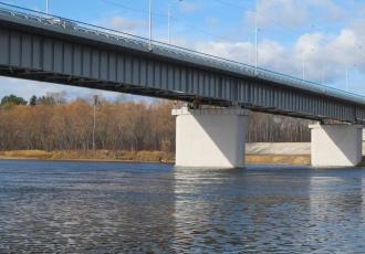 Новый капитальный автодорожный мост через реку Пярну в курортном районе Эстонии взамен разрушенного моста Новый капитальный автодорожный мост через реку Пярну в курортном районе Эстонии взамен разрушенного моста