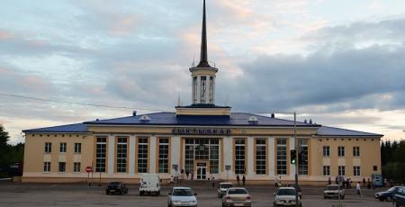 Вокзал в Сыктывкаре Вокзал в Сыктывкаре
