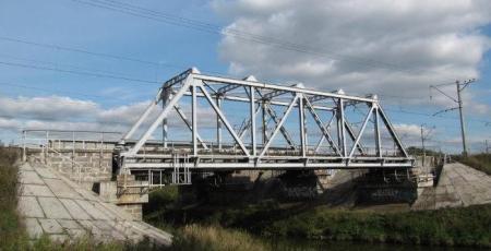 Мостовые переходы через реку Славянка