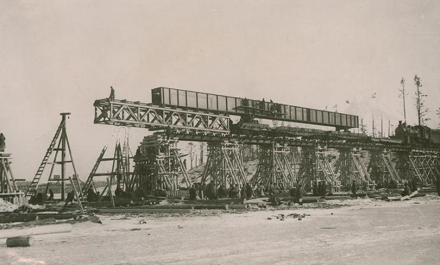 Железнодорожная линия Поляны — Шлиссельбург с мостом через Неву