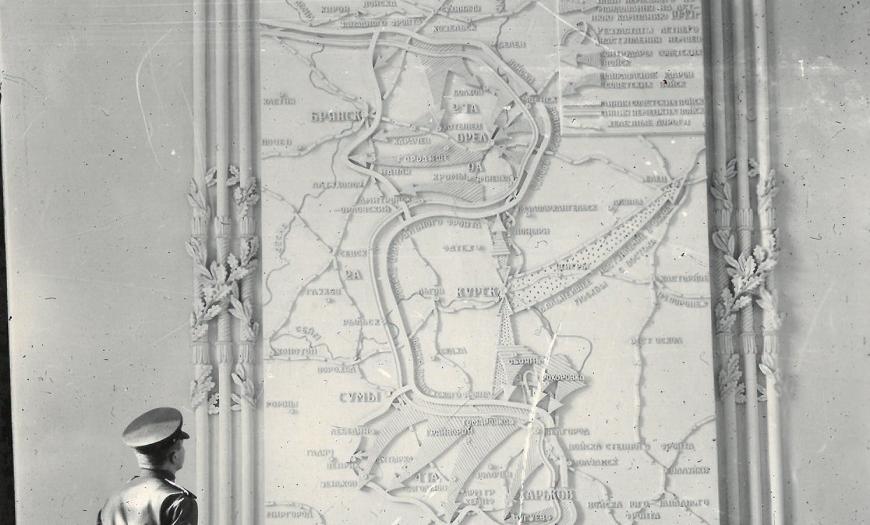 Карта "Курская битва" в здании вокзала Карта "Курская битва" в здании вокзала