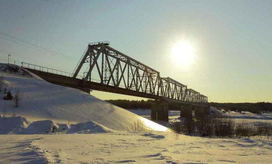 Железнодорожный мост через реку Пинега Железнодорожный мост через реку Пинега