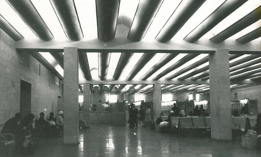 Нижний кассовый зал Ленинградского вокзала в Москве, 1975 год