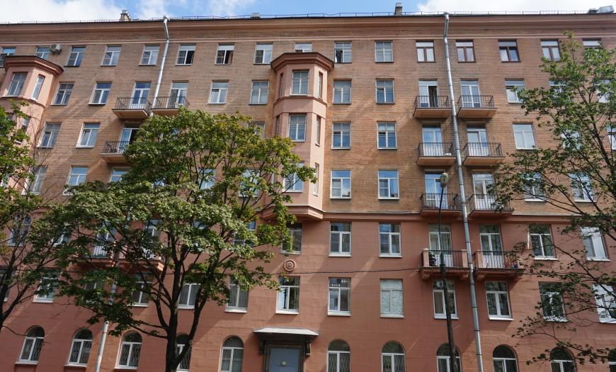 Жилой дом на Варшавской улице, 16 Жилой дом на Варшавской улице, 16