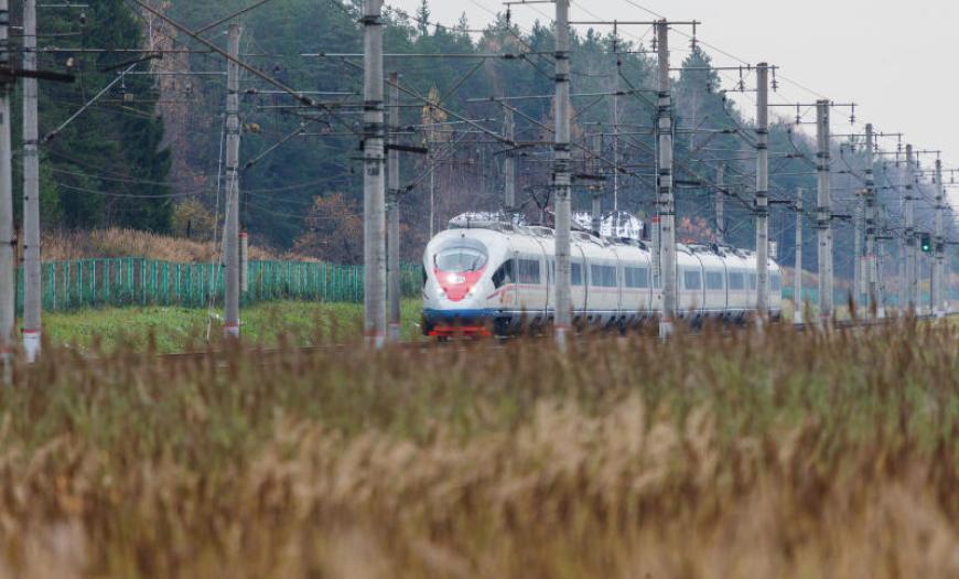 Эстакада на высокоскоростной магистрали Санкт-Петербург — Москва Эстакада на высокоскоростной магистрали Санкт-Петербург — Москва