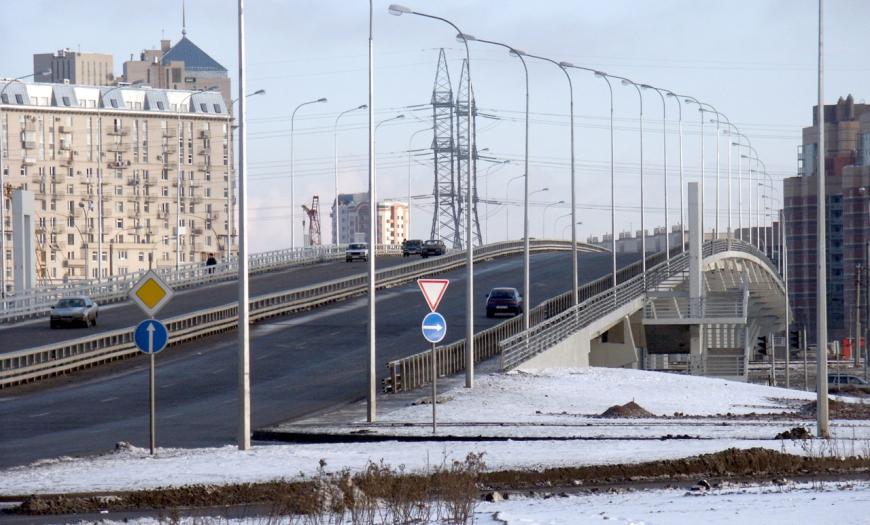 Путепроводная развязка Дунайского проспекта с железнодорожными путями Витебского направления Путепроводная развязка Дунайского проспекта с железнодорожными путями Витебского направления