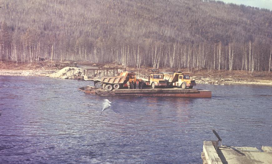 Автодорожные мосты через реку Нюкжа Автодорожные мосты через реку Нюкжа