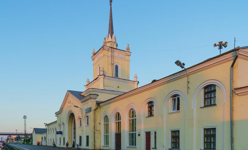 Электростанция на станции Дно Электростанция на станции Дно