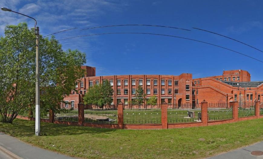 Здания Центральных офицерских курсов железнодорожных войск Здания Центральных офицерских курсов железнодорожных войск