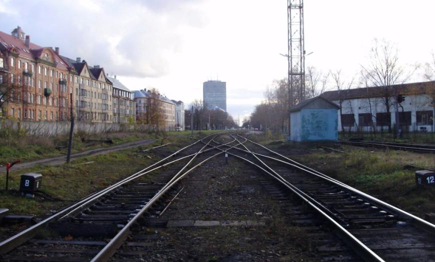 Железнодорожный мост через протоку Саркандаугава Железнодорожный мост через протоку Саркандаугава