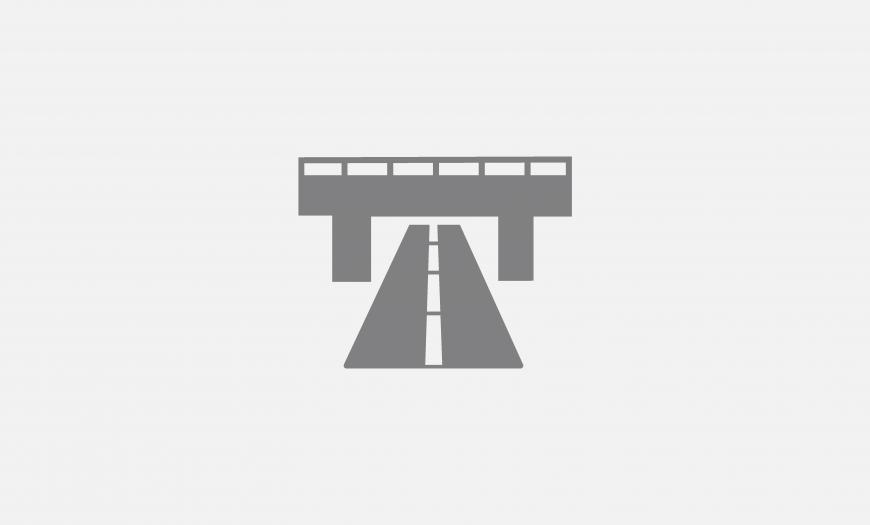 Путепровод на пересечении автодороги к Прибалтийской ГРЭС с железнодорожными путями