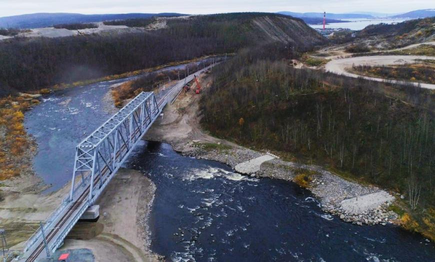 Железнодорожный мост через реку Колу Железнодорожный мост через реку Колу