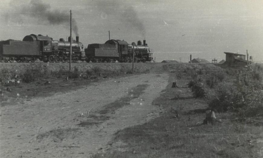 Сдвоенный состав с углем Сдвоенный состав с углем